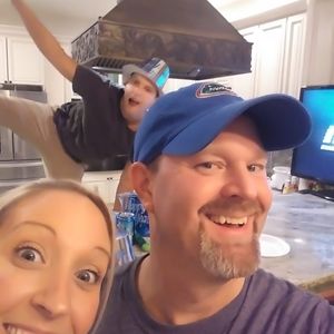 Meet your Posher, Lawrence